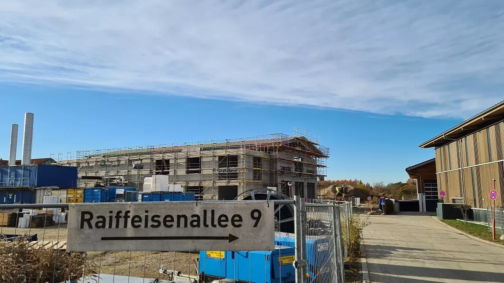 Baumaßnahmen in der Raiffeisenallee 9 - Teil 5